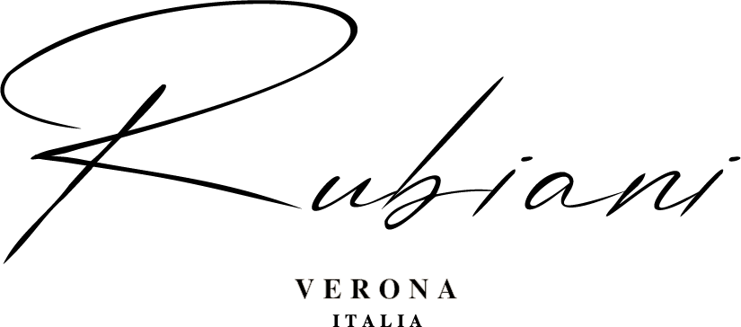 Un logo in bianco e nero per rubini verona italia