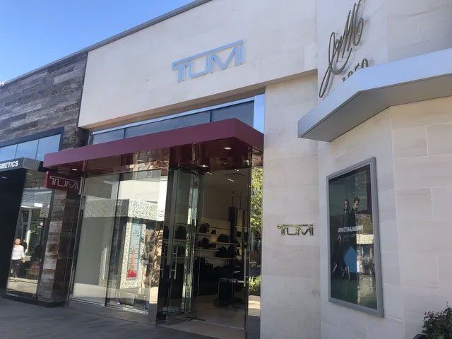 Tumi Entrance — San Diego, CA — Swinson Electric