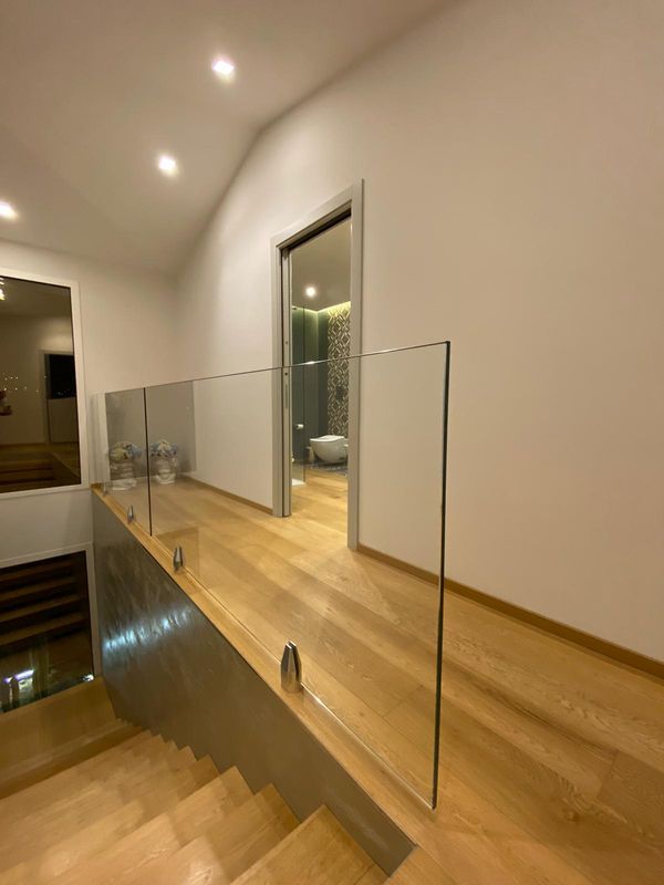 lavorazioni in vetro per ringhiere