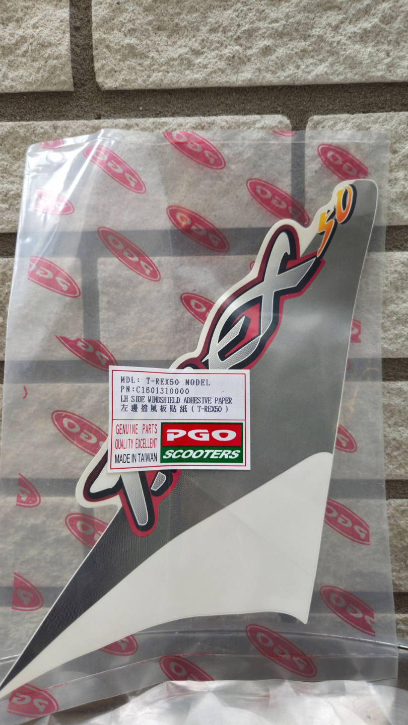 Klein, doorzichtig plastic zakje met een kleurrijke 