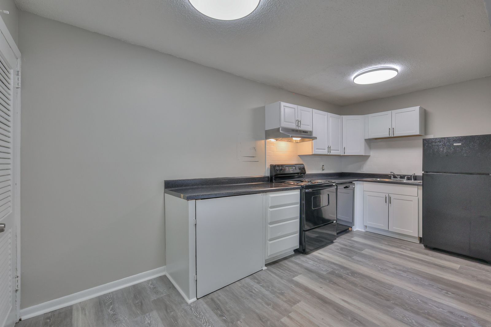 Photo of a kitchen