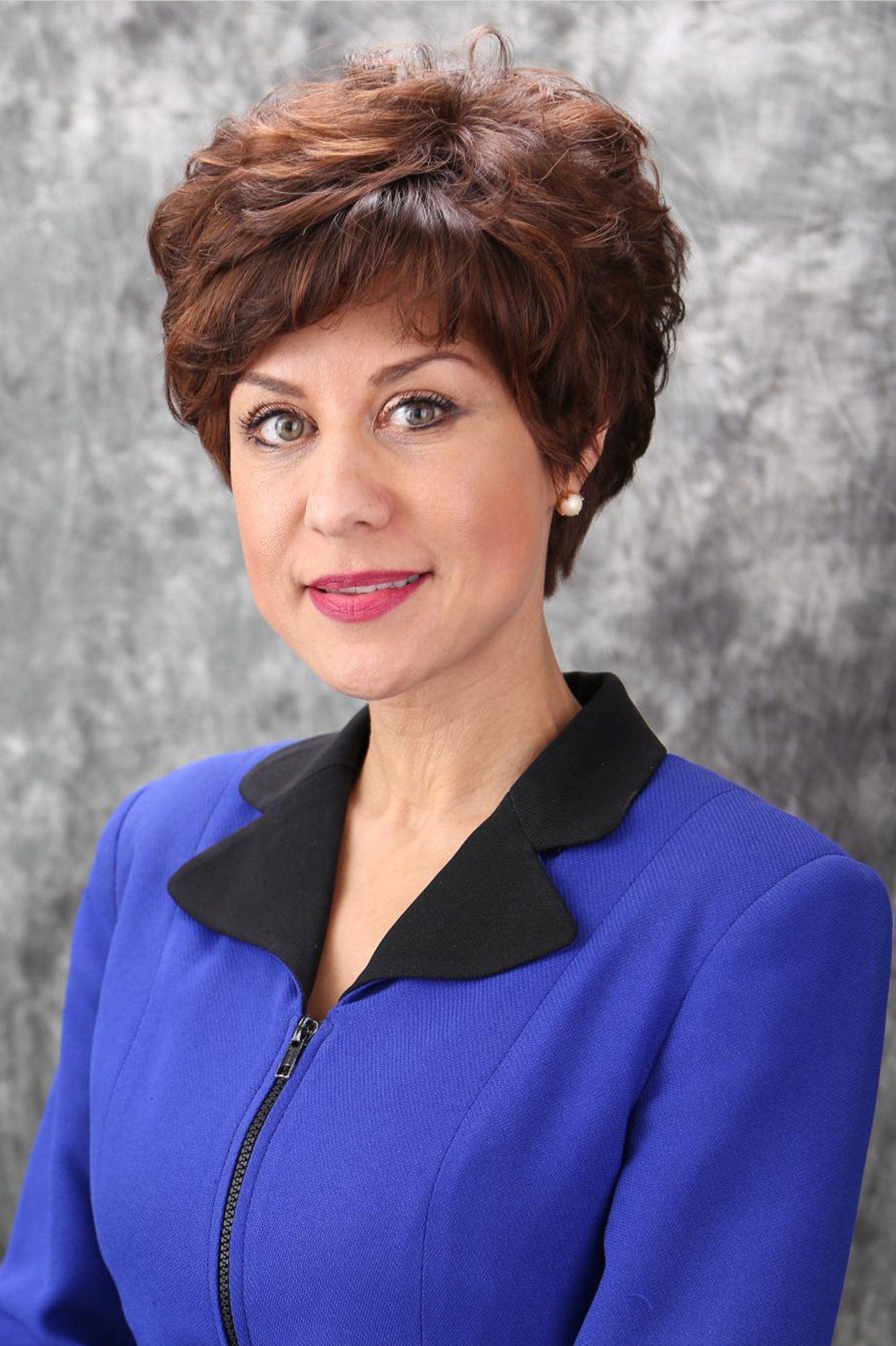 Alisa Oxendine — Lumberton, NC — Realty One Group Heritage