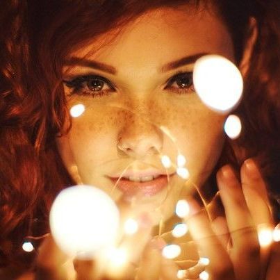 Persoonlijke spirituele trainingen, intuïtieve begeleiding, energetisch werk en bewustzijnsontwikkeling.