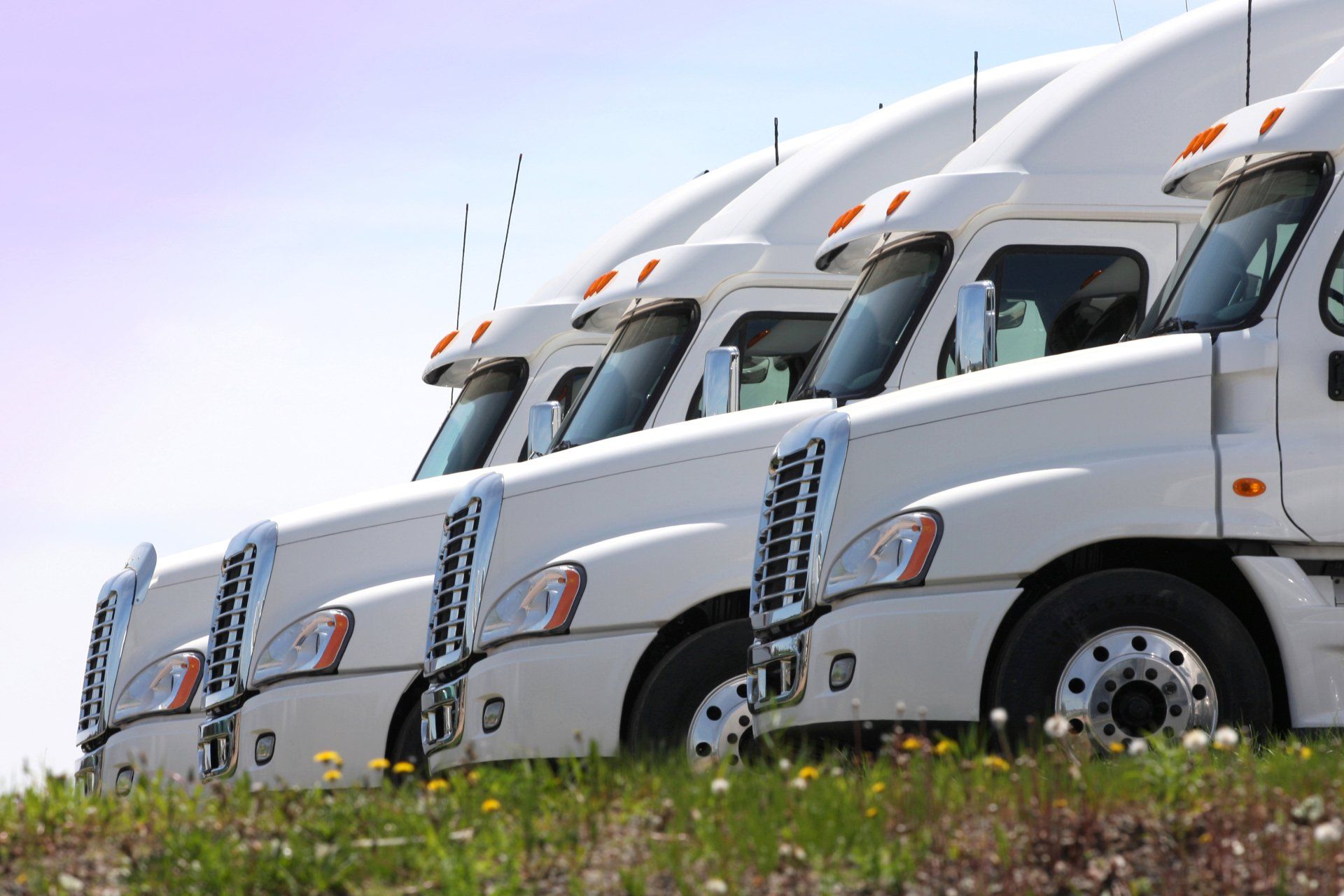 Parked Semi Cabs — Arlington, TX — GO2EX Parked Semi Cabs — Arlington, TX — GO2EX