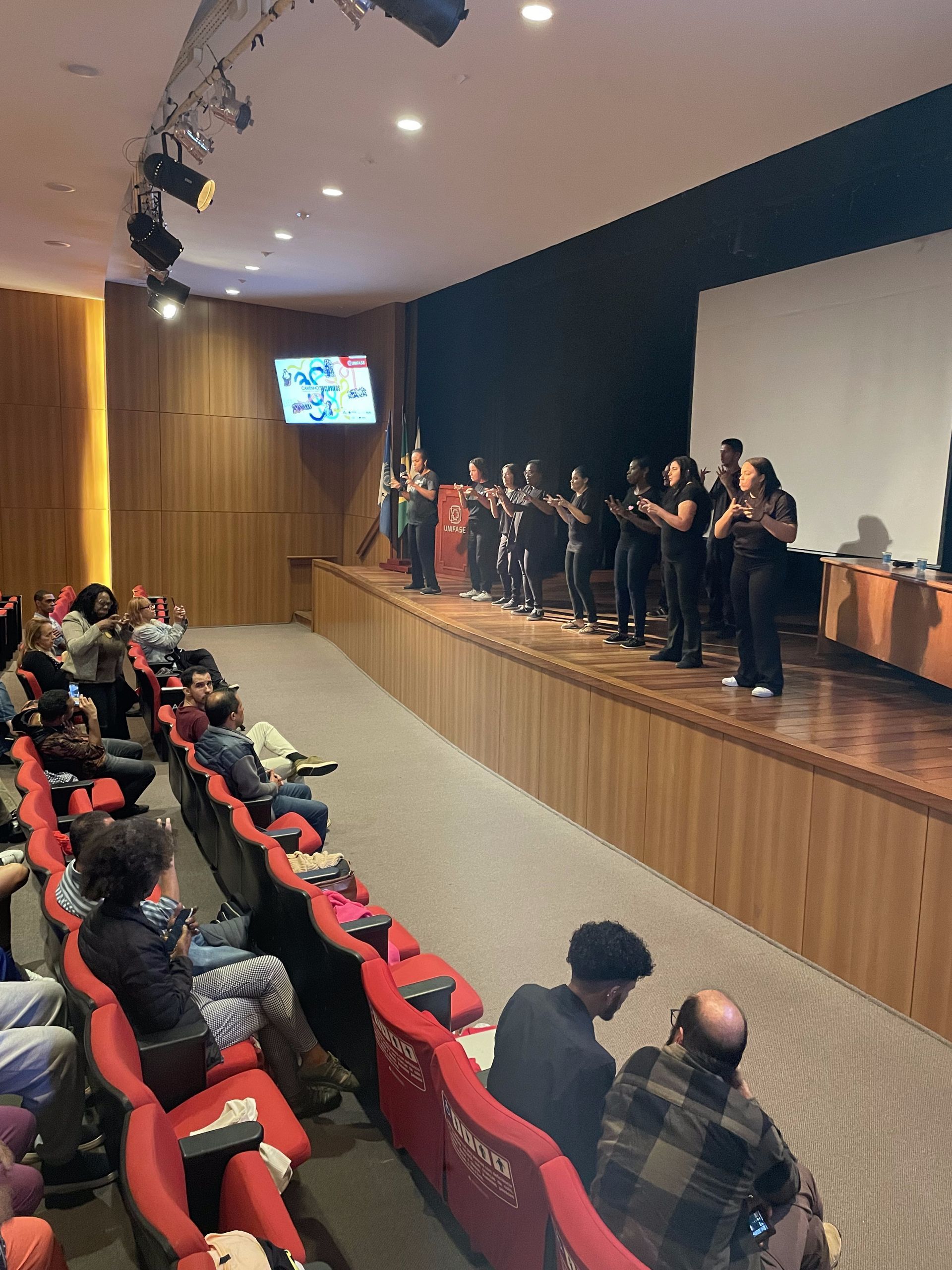 Documentário "Caminhos Inclusivos" é lançado na UNIFASE/FMP com apelo por políticas públicas e inclusão