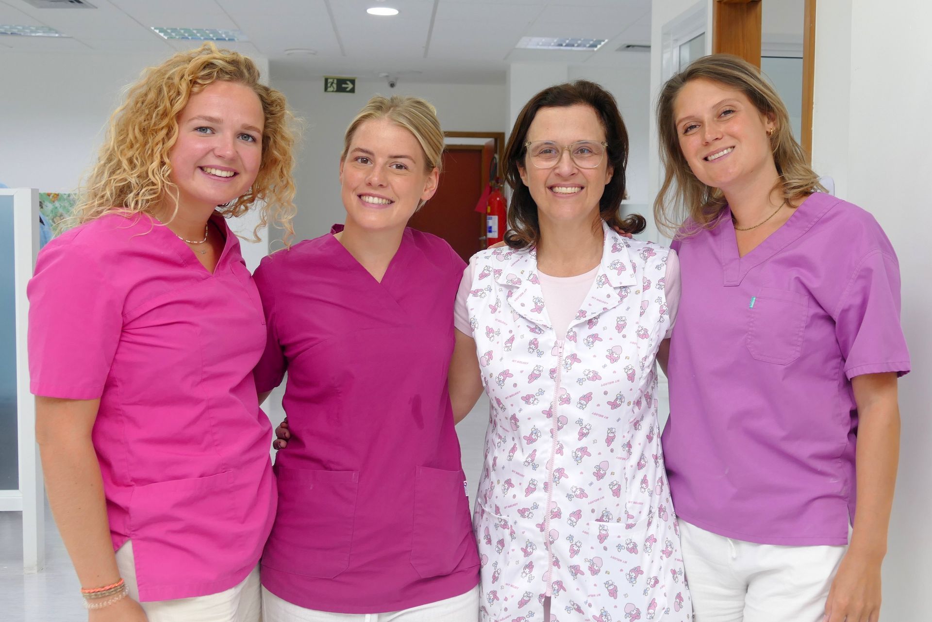 Programa de Internacionaliza&ccedil;&atilde;o da UNIFASE recebe estudantes da Holanda para pr&aacute;tica odontol&oacute;gica no Ambulat&oacute;rio Escola e em escola da rede municipal de ensino
