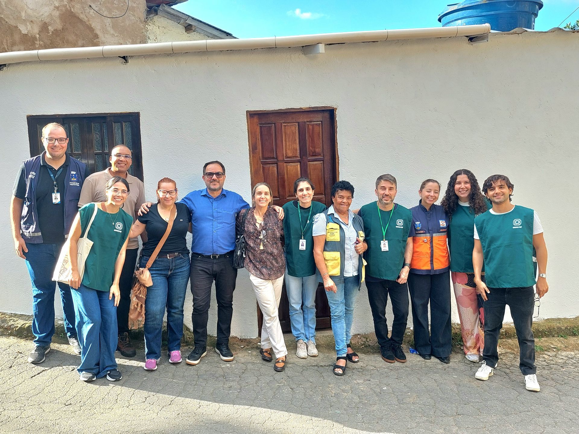 "Comunidade que cuida da vida", desenvolvido pela UNIFASE em parceria com a Defesa Civil, passa a contar com projeto da Marinha do Brasil para a redução de riscos em comunidades de Petrópolis