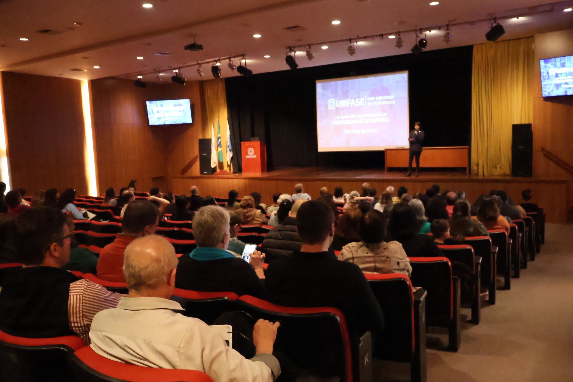 Semana de Desenvolvimento Docente 2025.2 movimenta professores da UNIFASE/FMP e Escola T&eacute;cnica