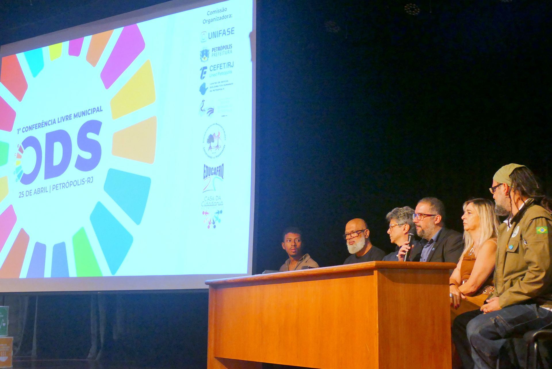 1&ordf; Confer&ecirc;ncia Livre Municipal sobre os Objetivos de Desenvolvimento Sustent&aacute;vel elabora propostas que possam contribuir no &acirc;mbito municipal e nacional