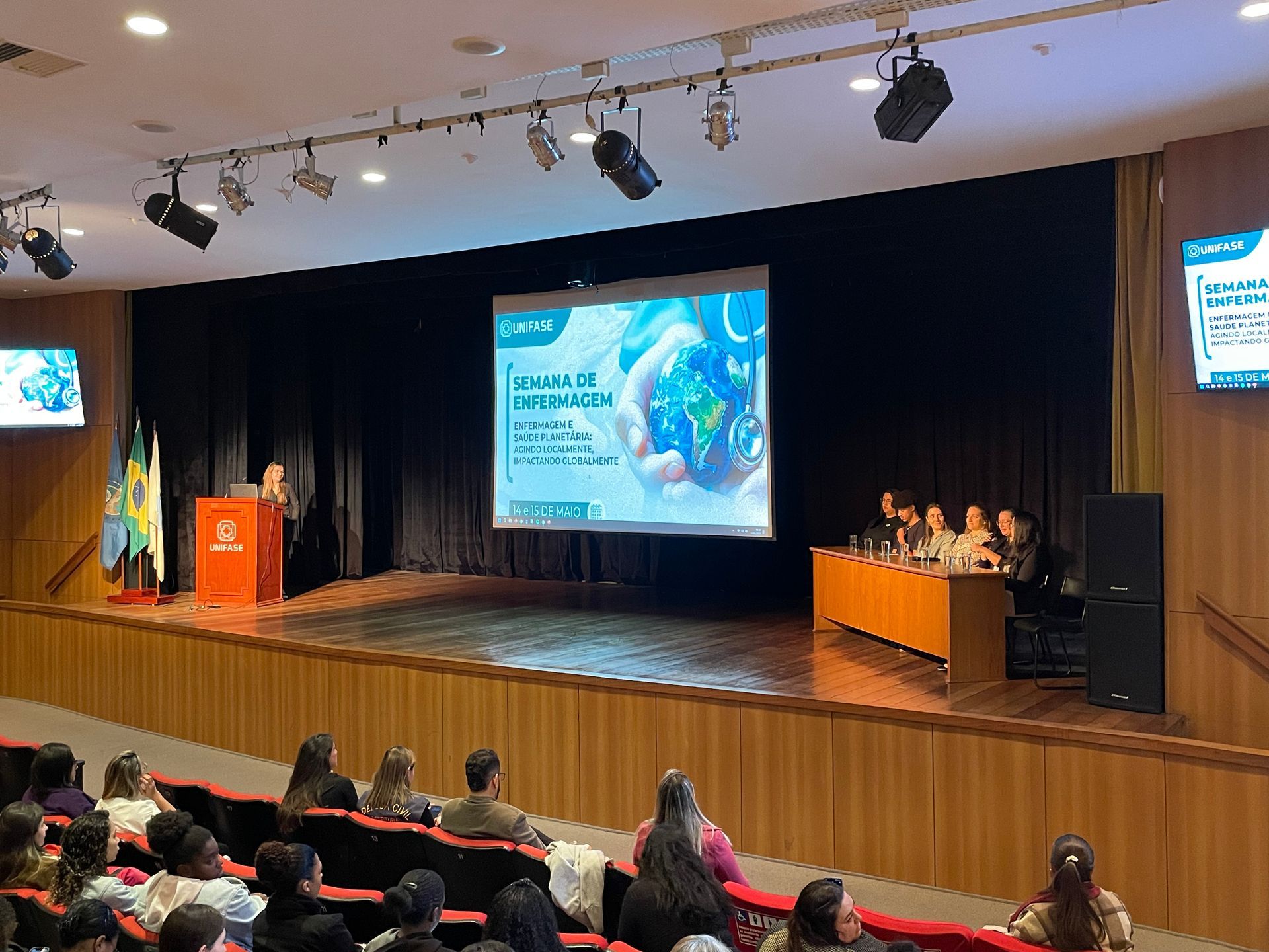Semana de Enfermagem da UNIFASE e da Escola Técnica Irmã Dulce Bastos destaca protagonismo da profissão na promoção da Saúde Planetária