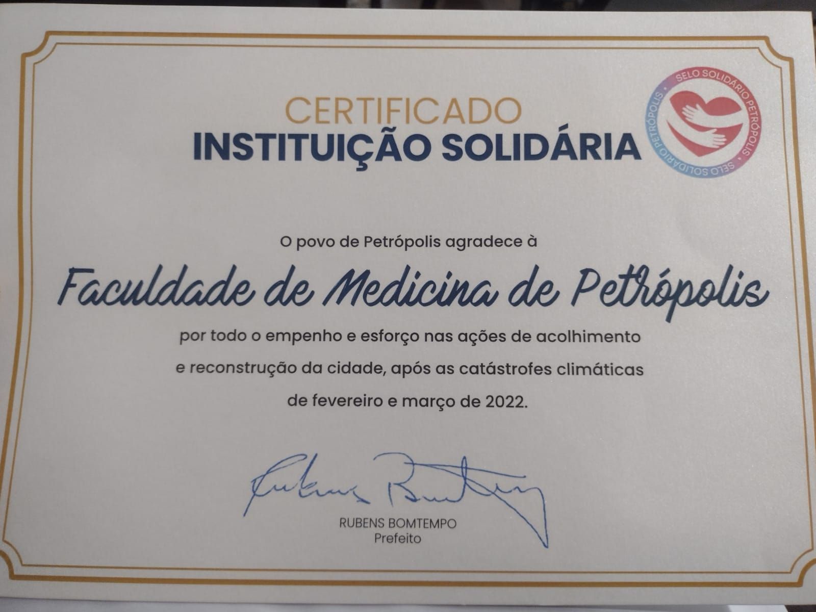 Institui&ccedil;&atilde;o Solid&aacute;ria