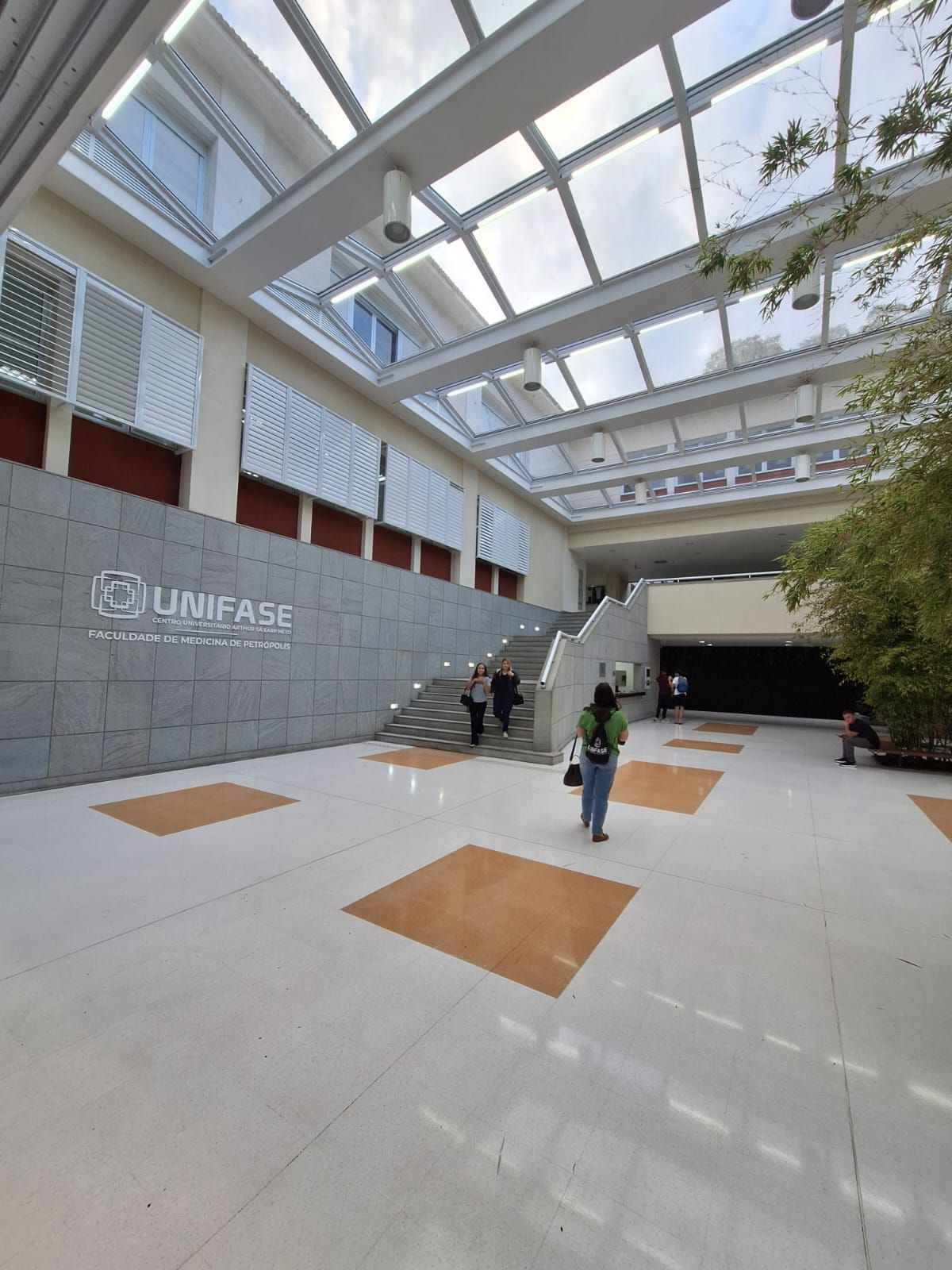 UNIFASE/FMP terá 71 vagas para cursos de graduação nas áreas de Saúde e Gestão pelo FIES