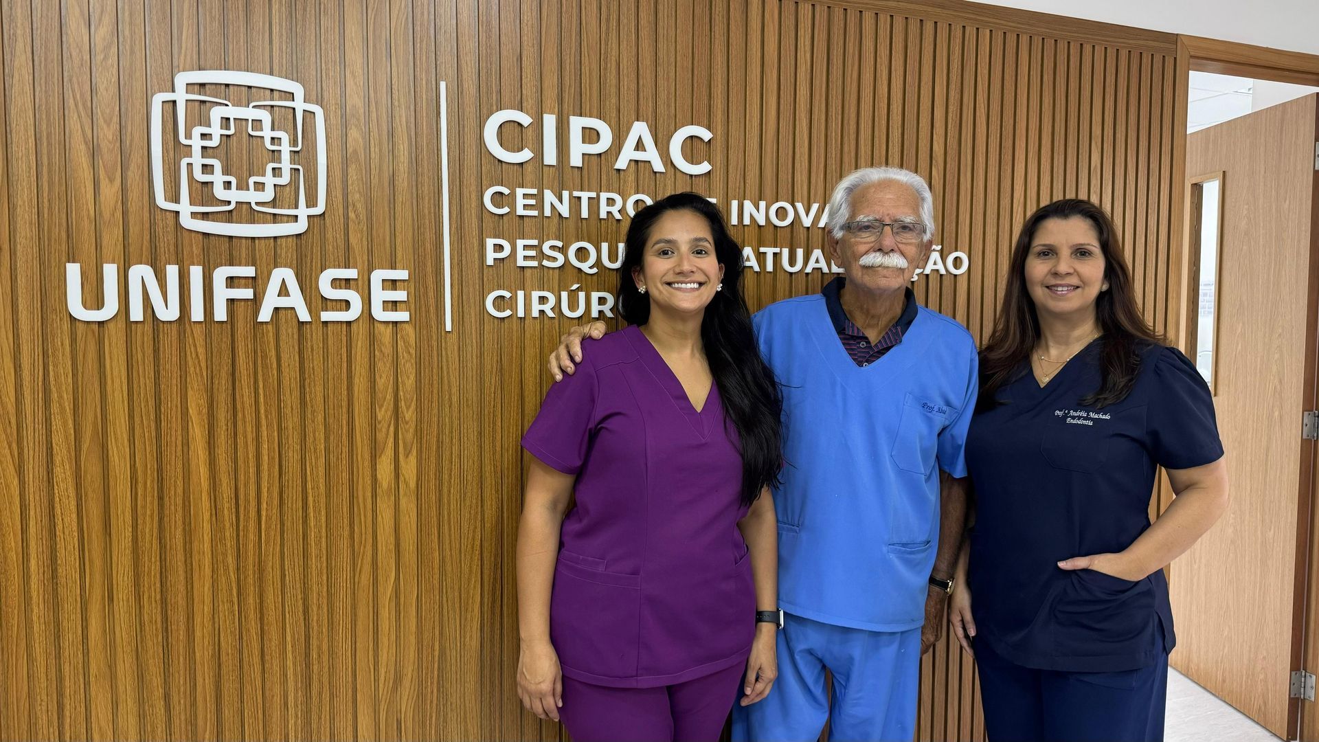 UNIFASE lan&ccedil;a P&oacute;s-Gradua&ccedil;&atilde;o em Endodontia com foco em Microscopia Eletr&ocirc;nica