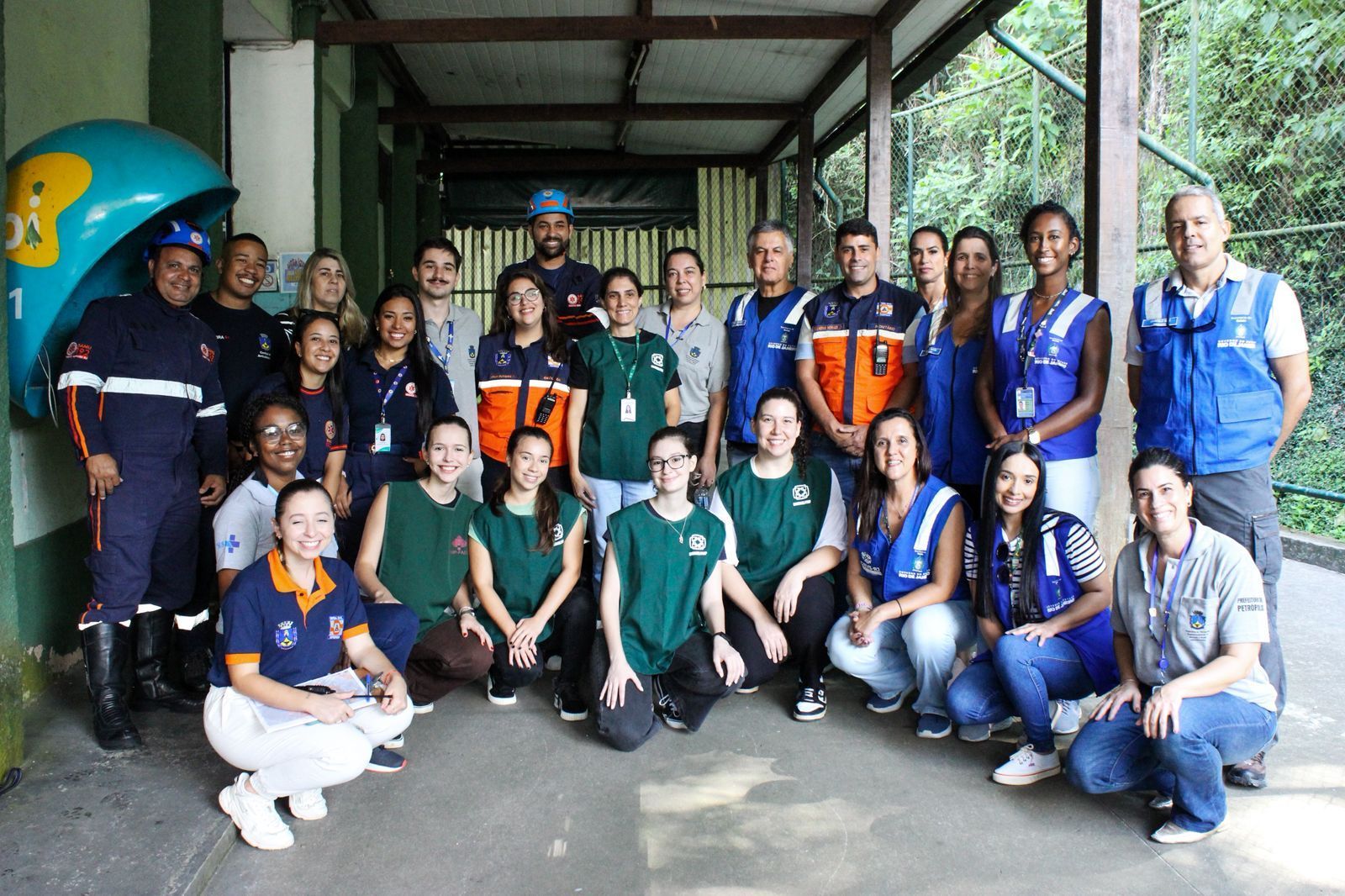 Pré-simulado mobiliza comunidade da Estrada da Saudade para prevenção em dias de chuva intensa