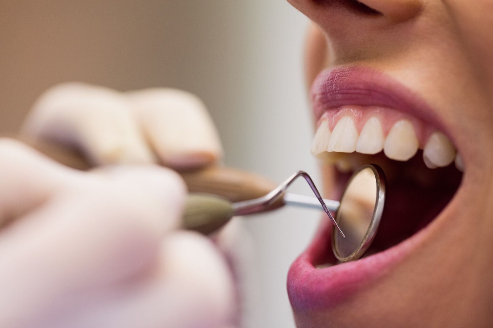 Curso de Estomatologia capacita dentistas para o diagnóstico precoce de doenças com manifestações na boca