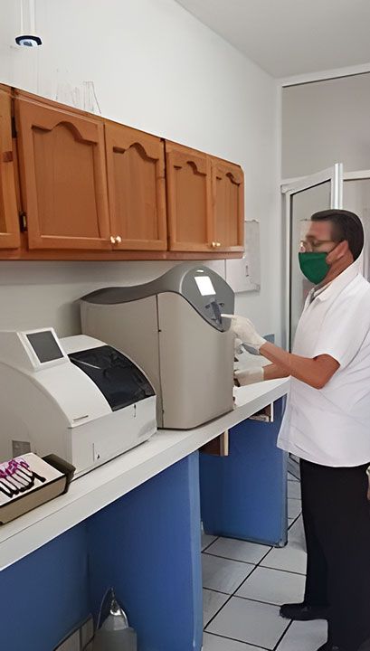 CENTER LAB