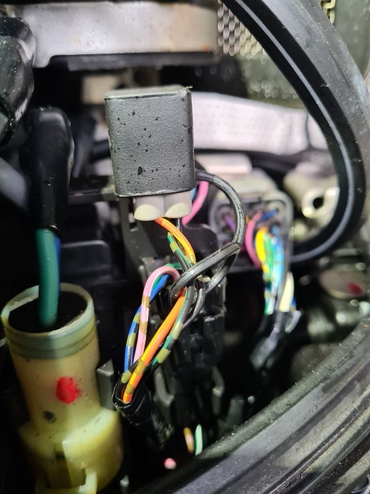 how to become a marine mechanic?
