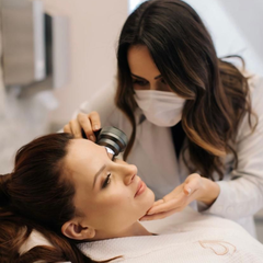 Dra Daniela Gomes da Cunha Dermatologista
