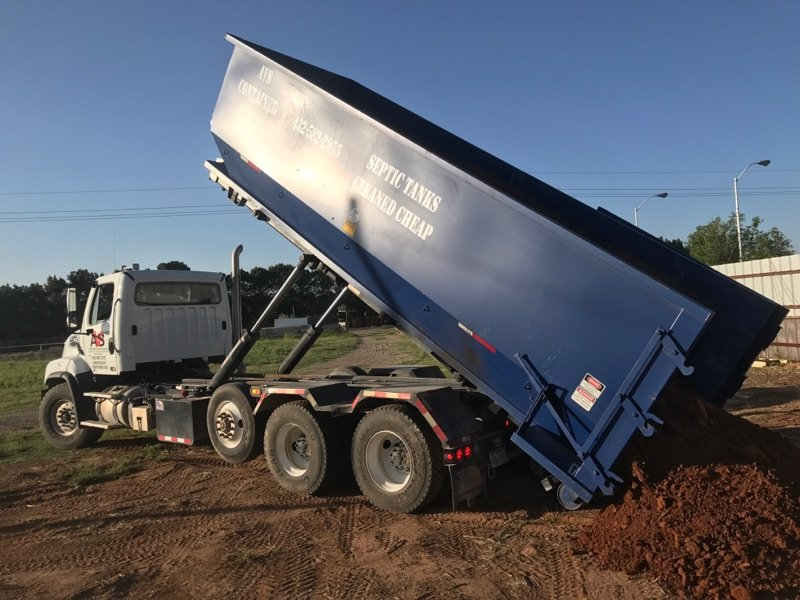Roll-off dumpster