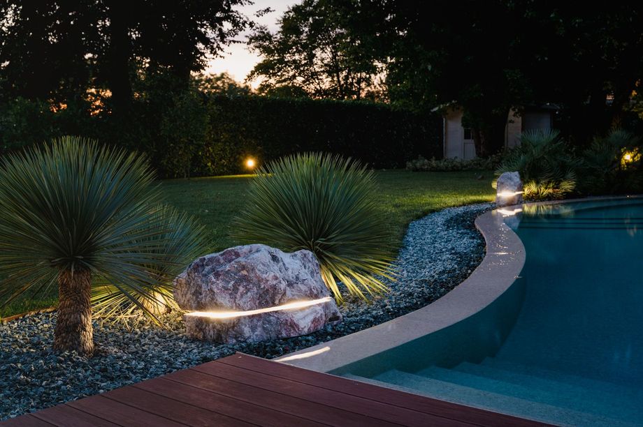 arredo per giardini ed esterni realizzato da Rocks Design