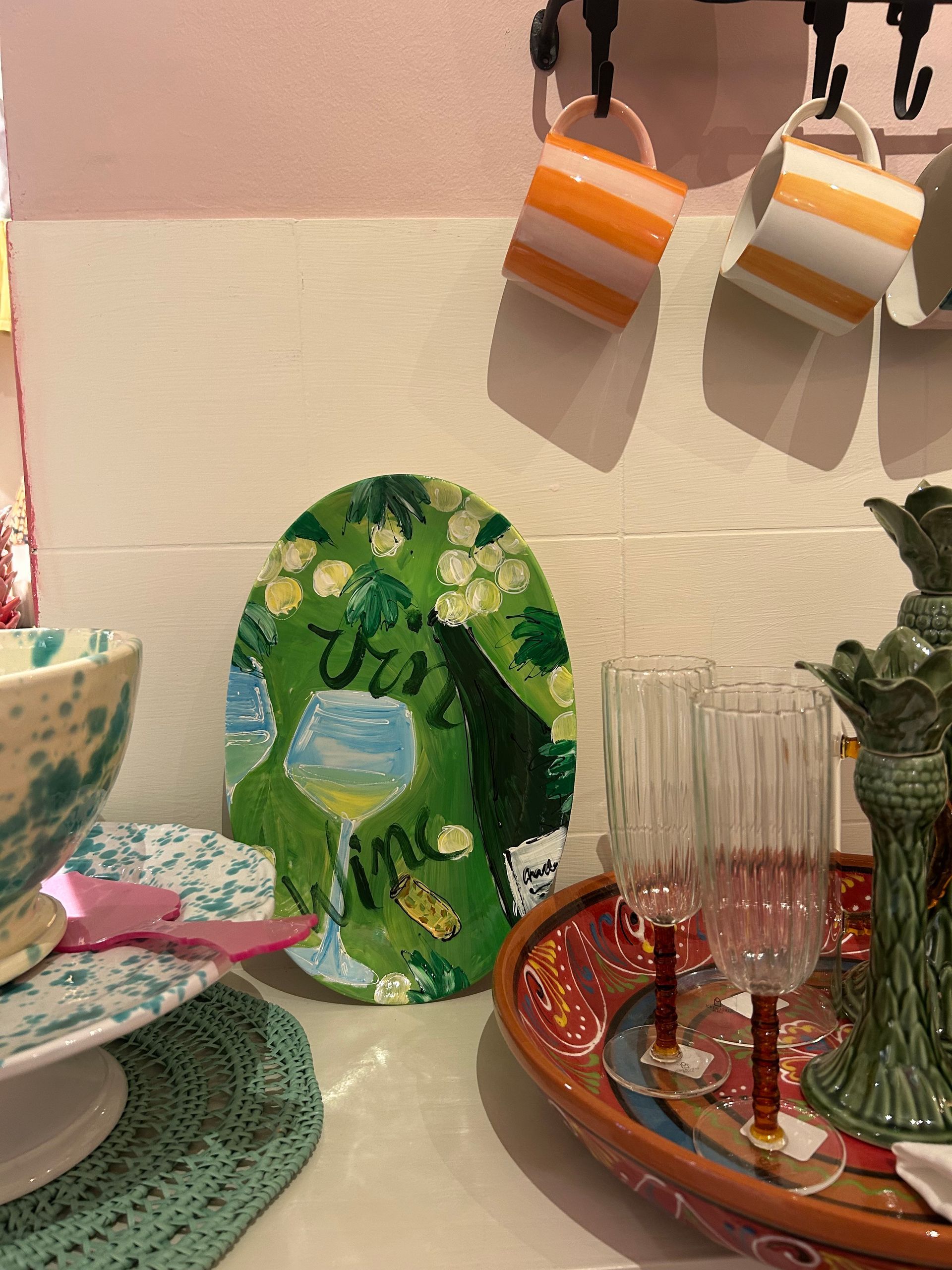 handbeschilderde schalen borden muurdecoratie keukenstyling 