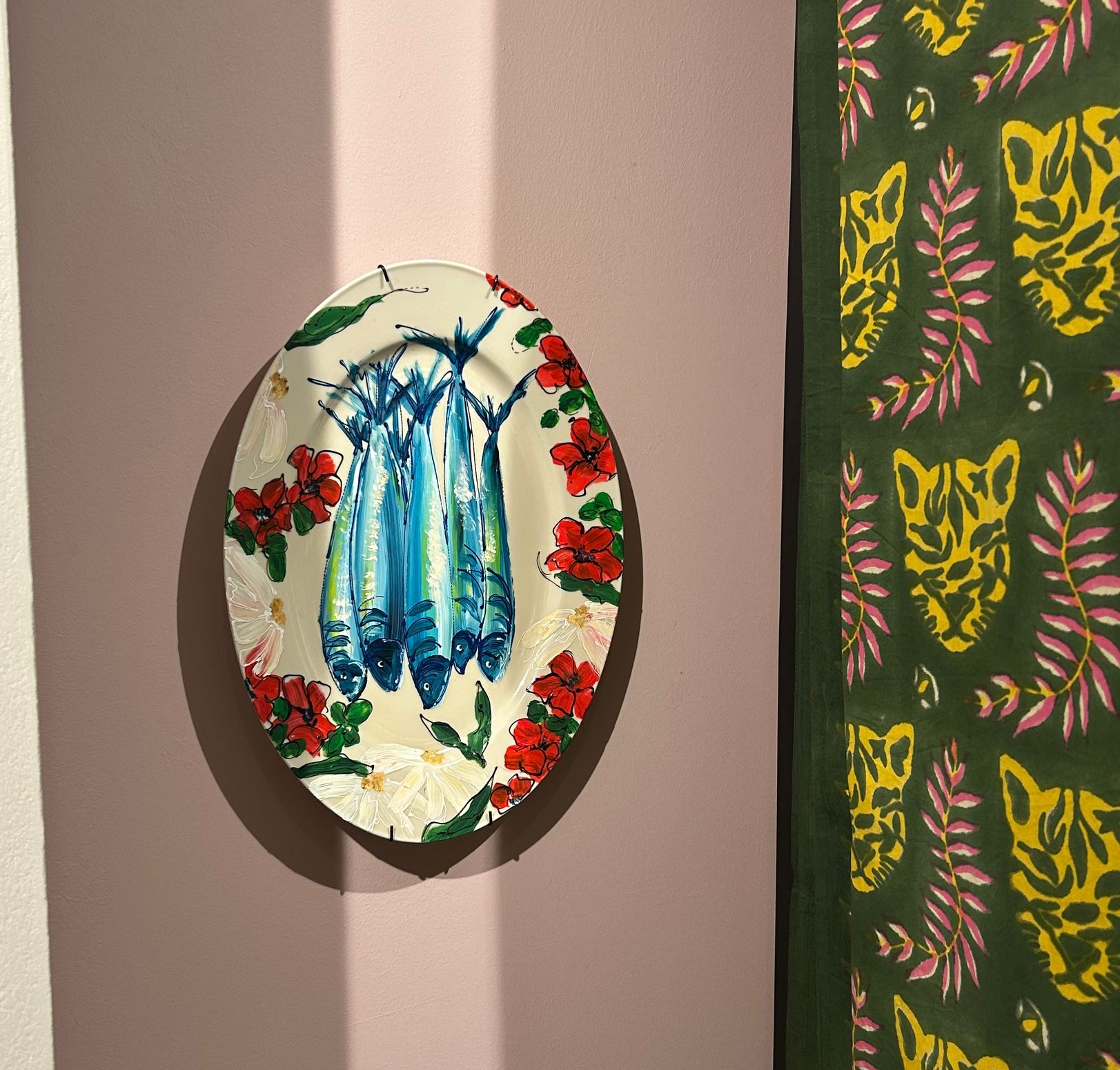 handbeschilderde schalen borden muurdecoratie keukenstyling 