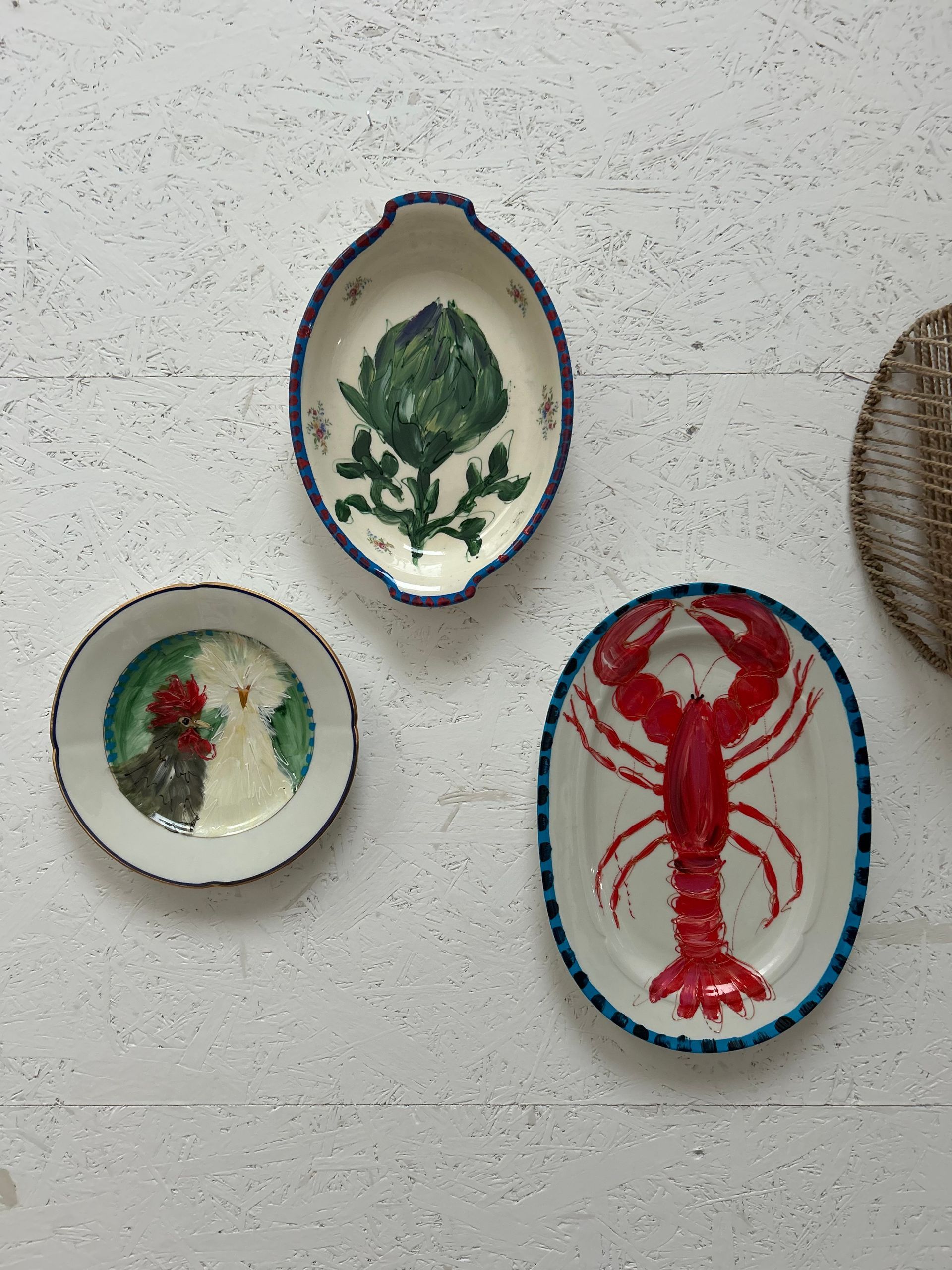 handbeschilderde schalen borden muurdecoratie keukenstyling 