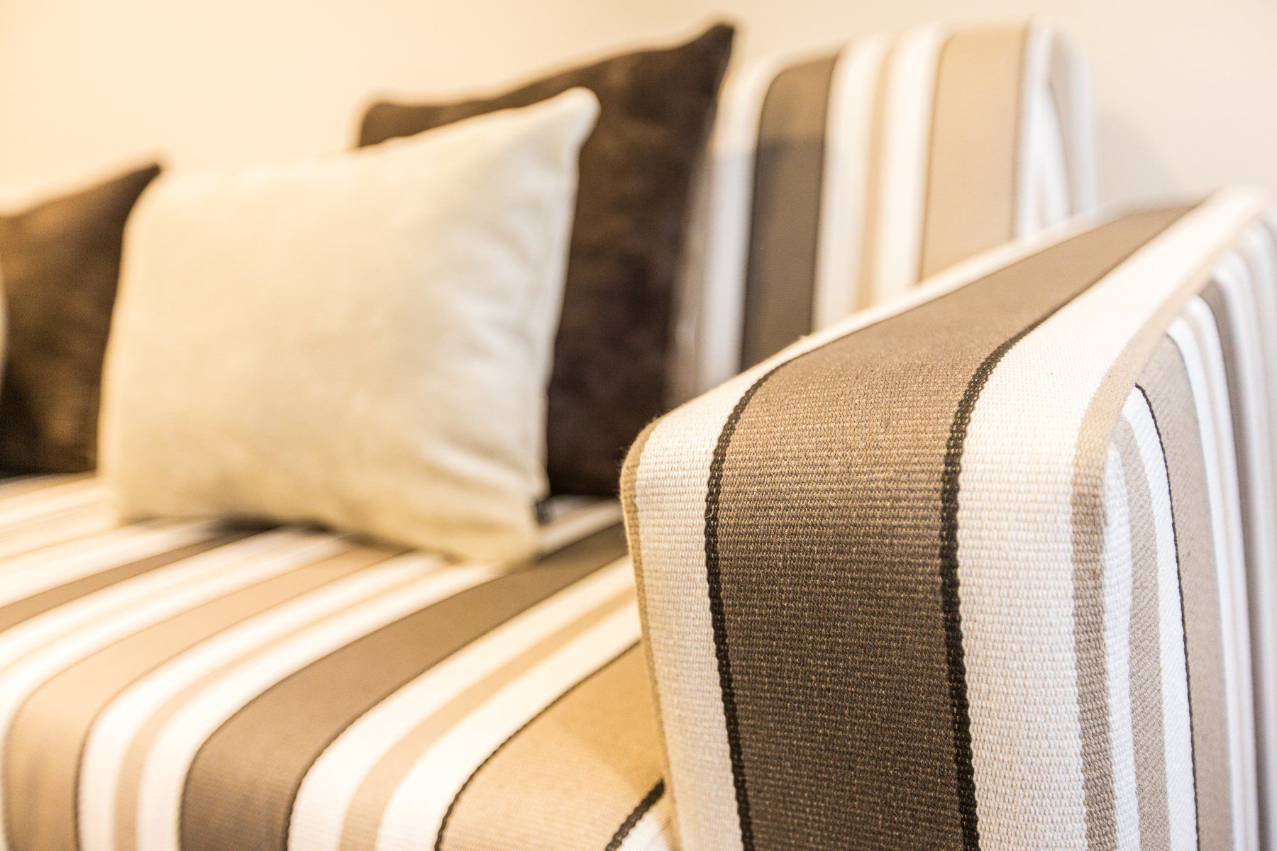 One bedroom suite queen sofa bed