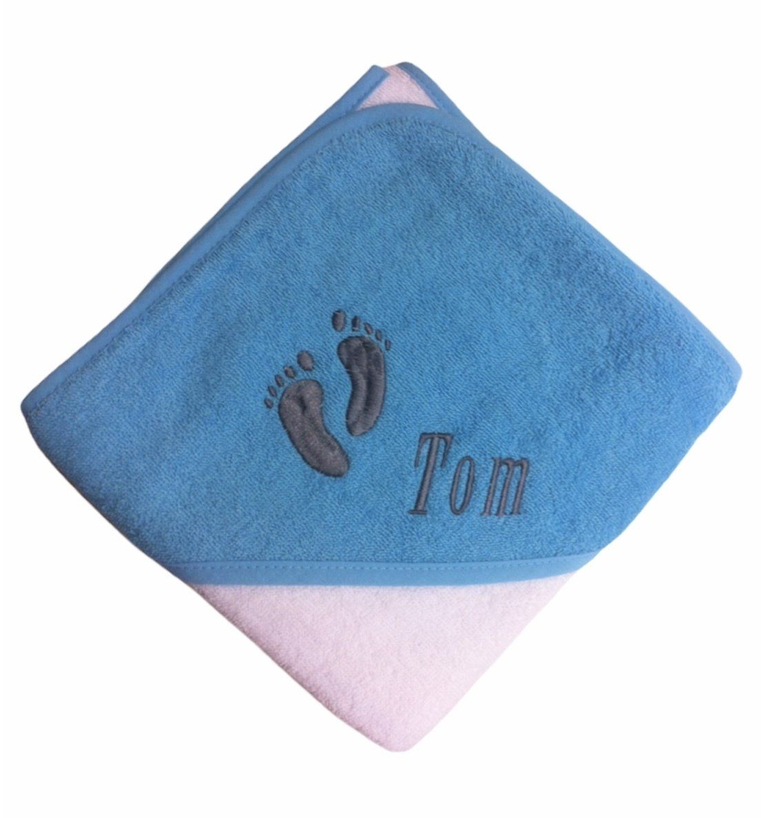 Blauwe en roze babydoek met geborduurde voetafdrukjes en de naam 