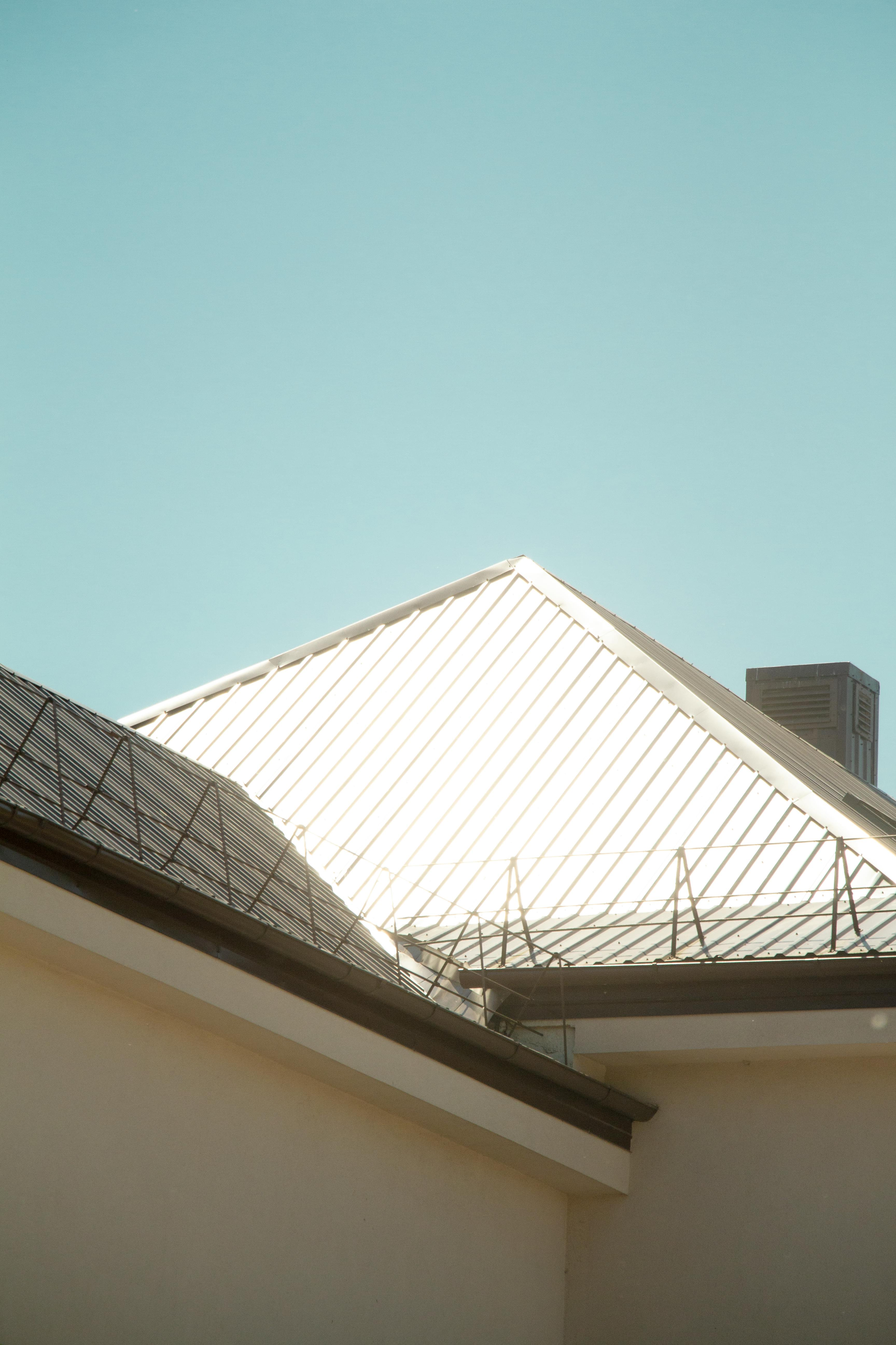 A clean Colorbond roof