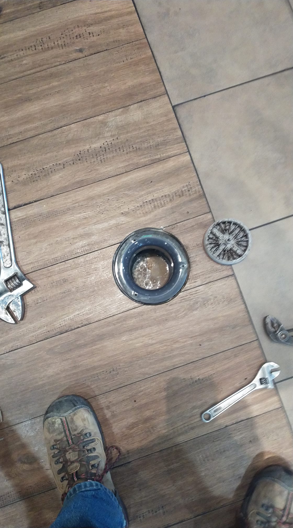 Clog drain repair service
