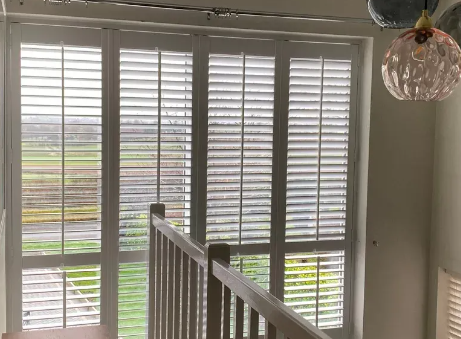 Full-height shutters