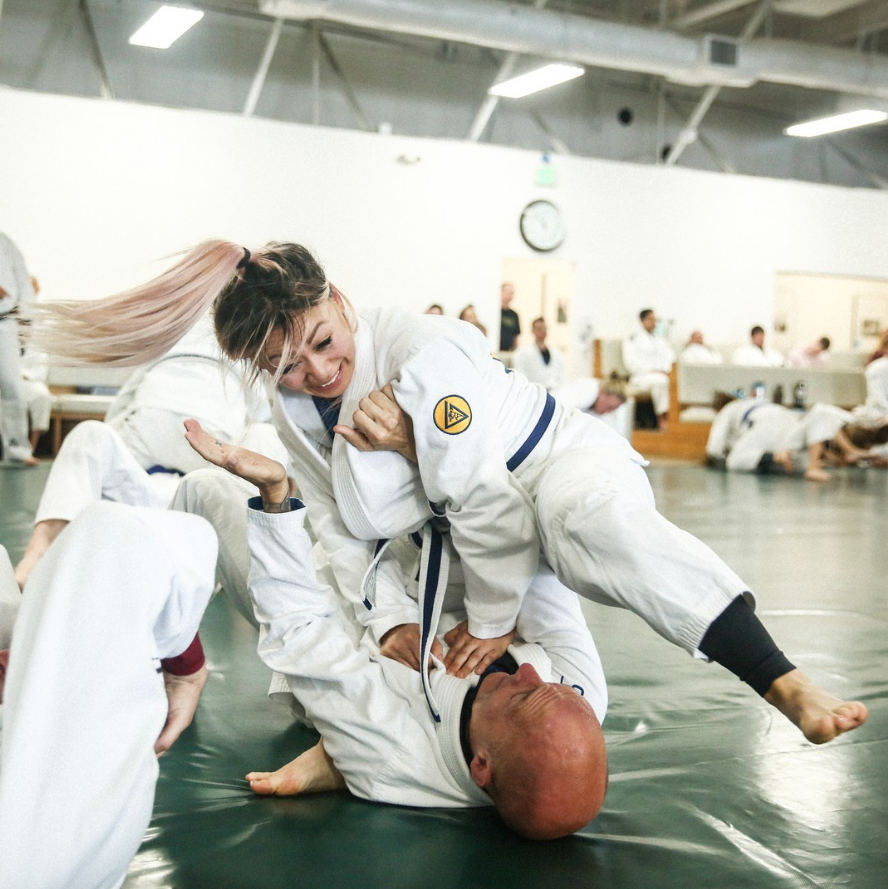 Adult students drilling Brazilian Jiu-Jitsu techniques at Gracie Jiu-Jitsu San Jose in San Jose, CA for confidence.