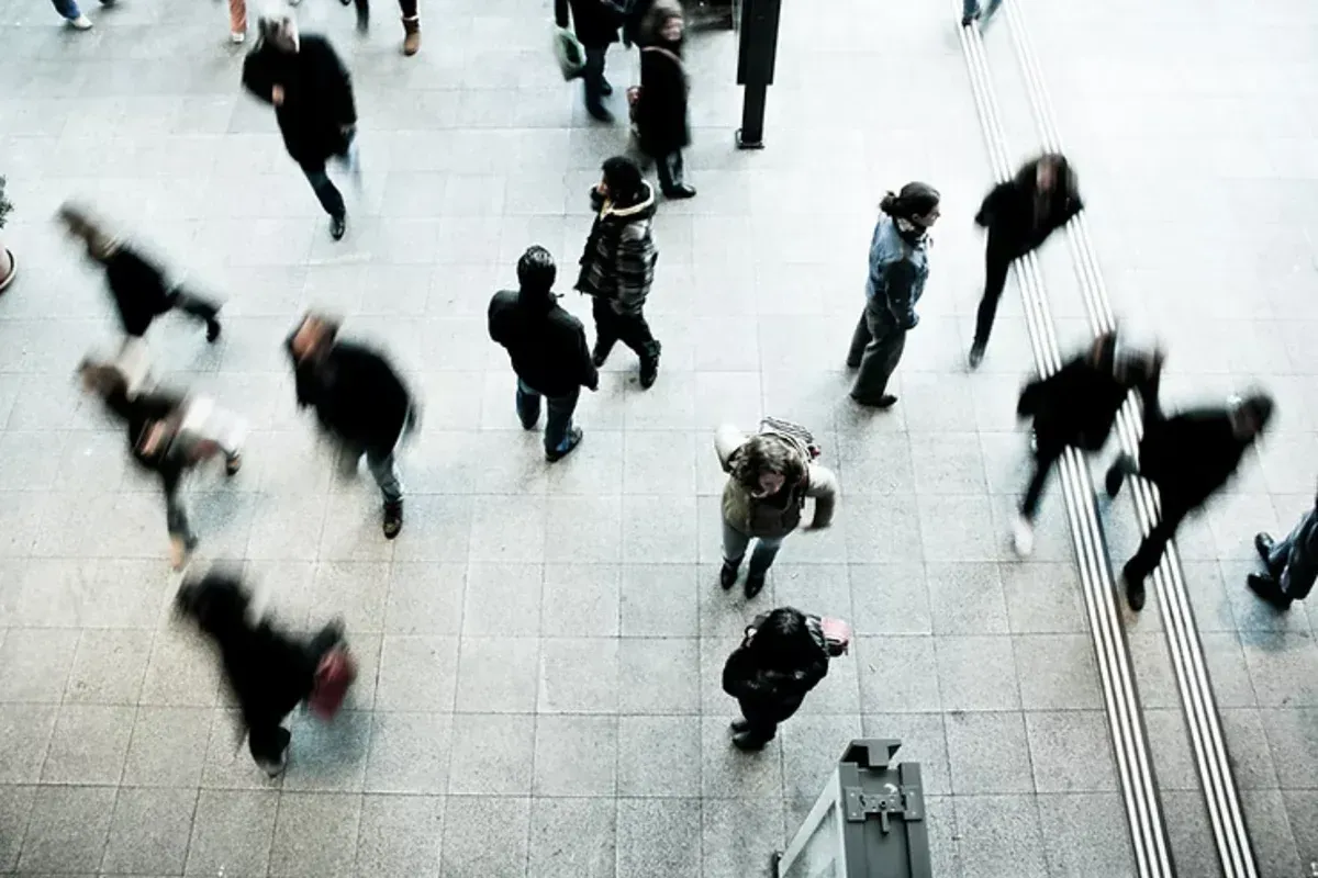 Snapshot of a crowd in a busy street