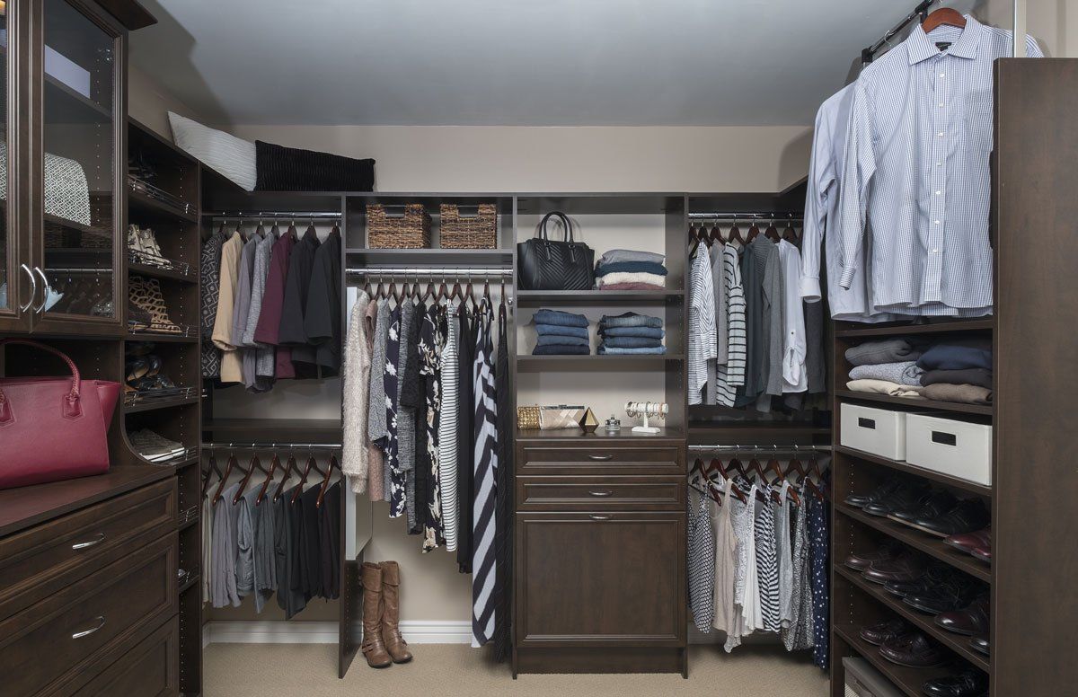 Custom Walk In Closet System