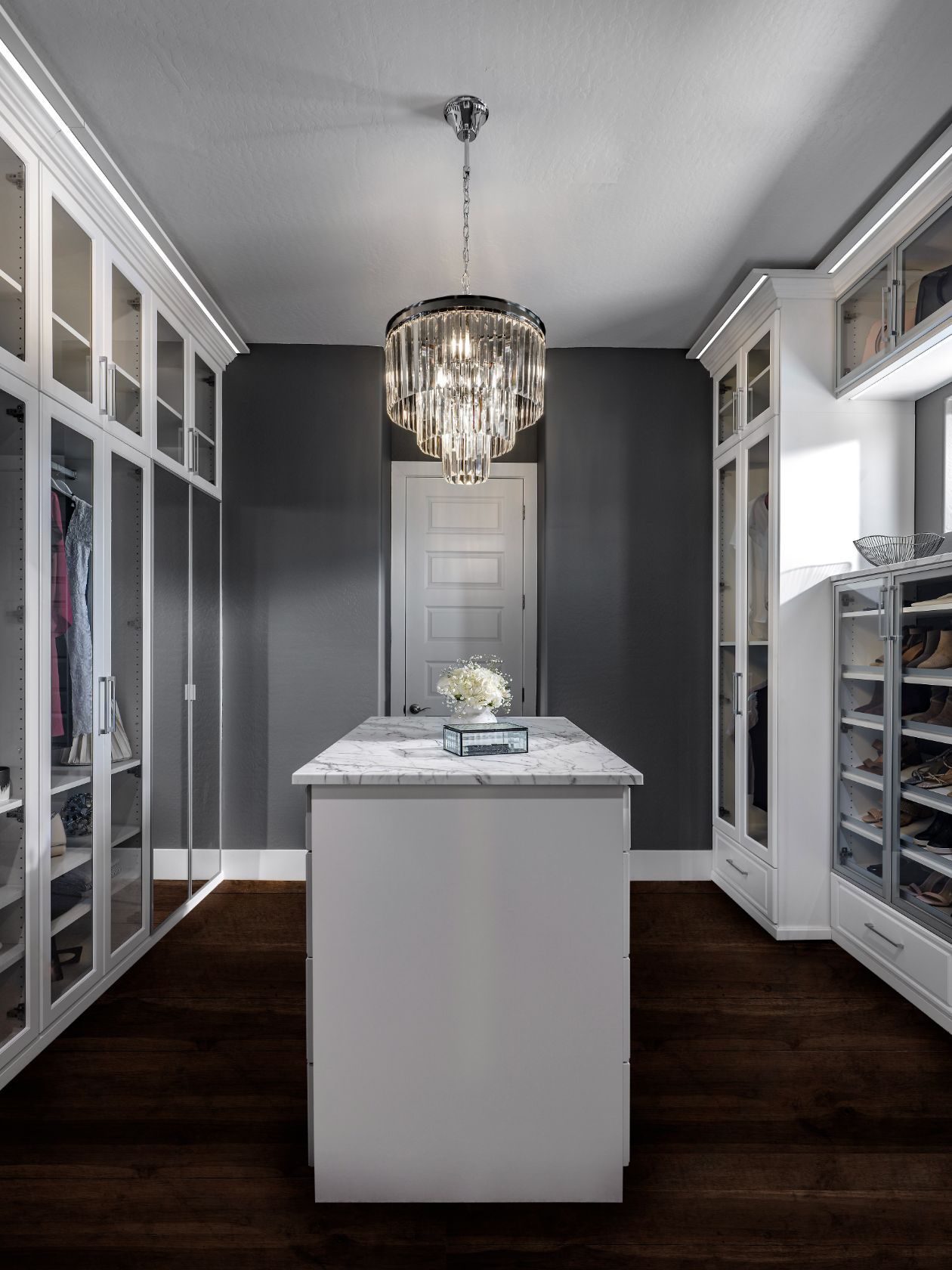 Custom Walk In Closet System