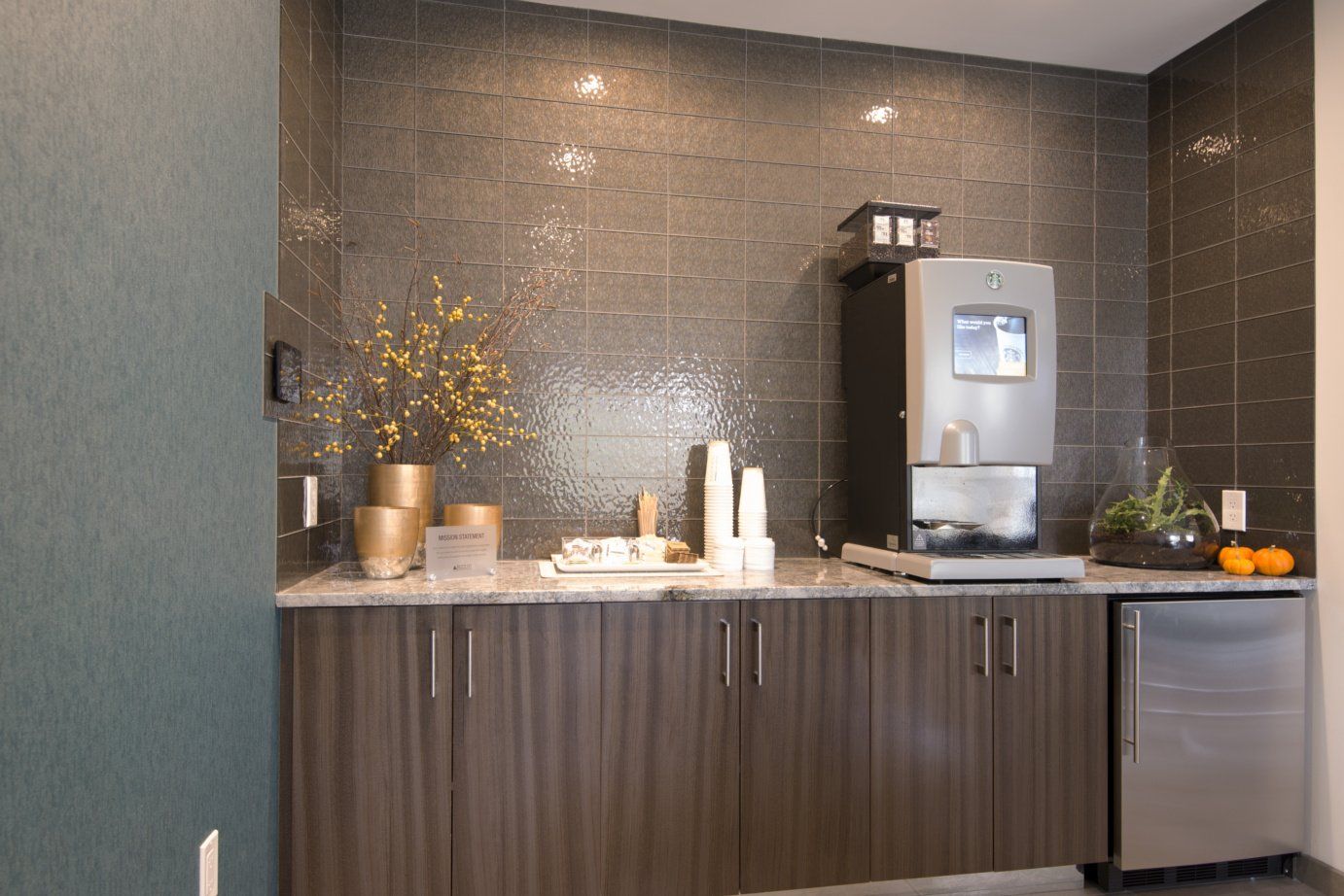 One Greenway Balcony Lounge — Providence, RI — Great In Counters