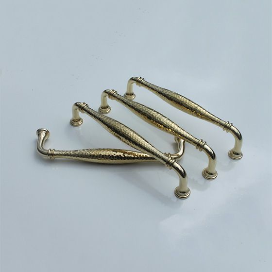 Cabinet Handles & Pulls