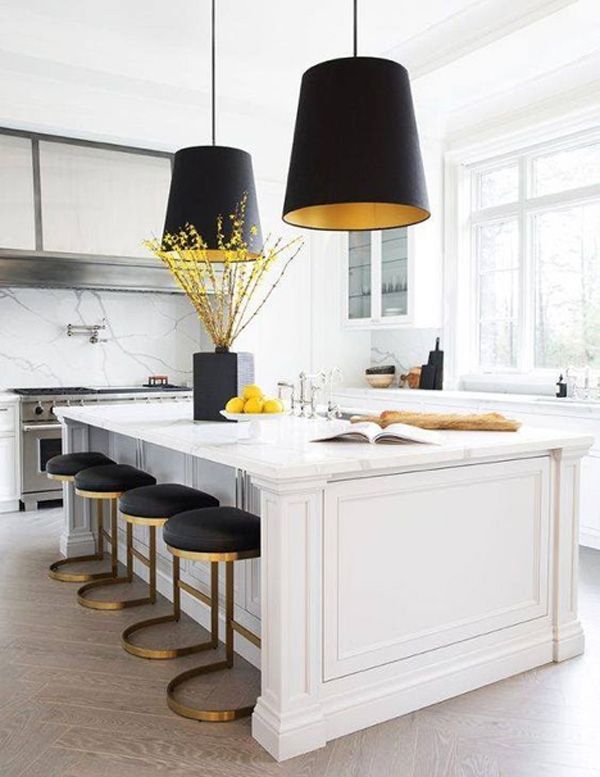 Pendant lighting in the kitchen