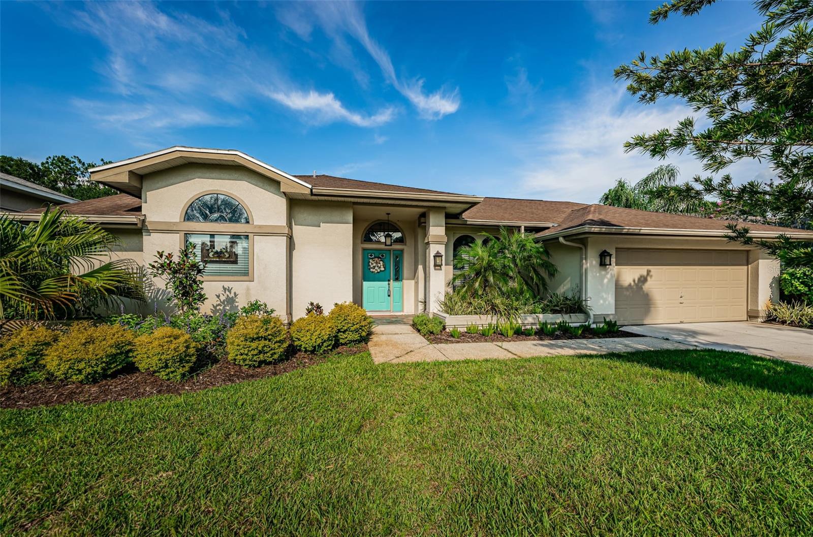 447 Whispering Lakes Blvd, Tarpon Springs, FL 34688