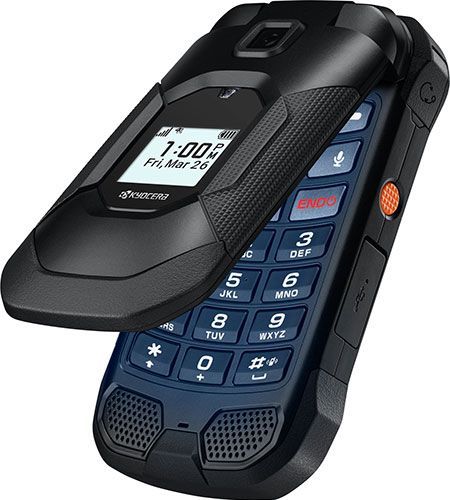 A flip phone with the screen open and the time on it.