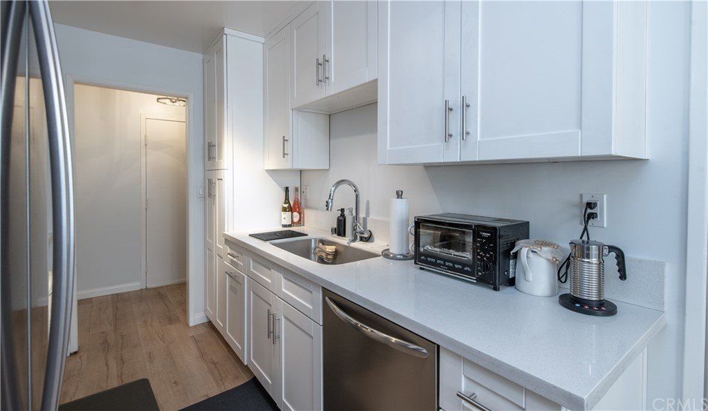 1339 N Columbus Ave-2