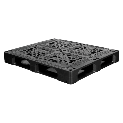 Una paleta de plástico negra reposa sobre una superficie blanca.