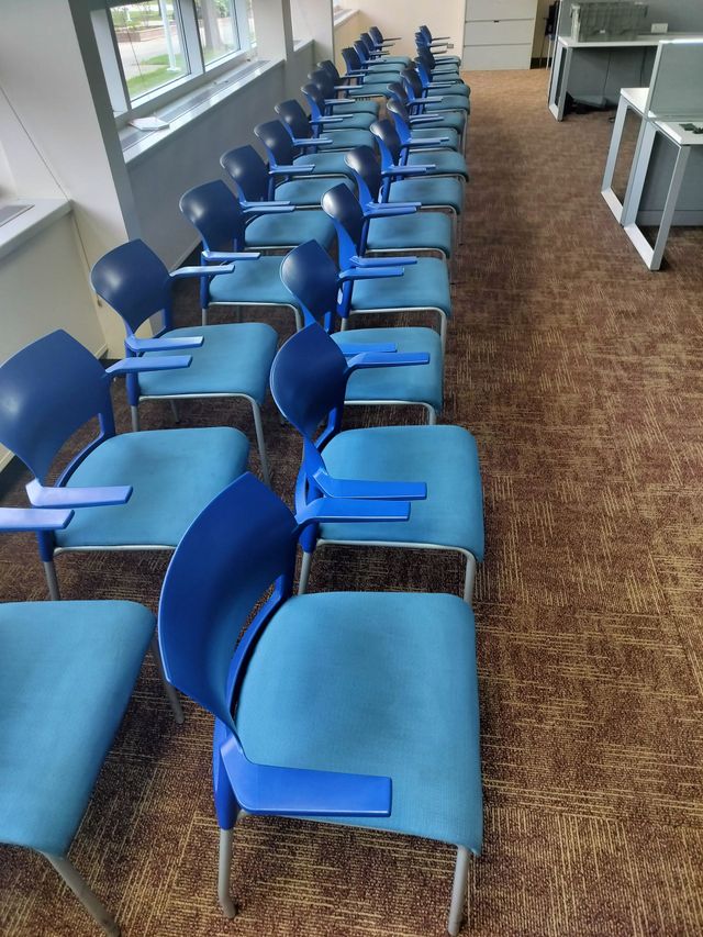 Commercial carpet cleaning service