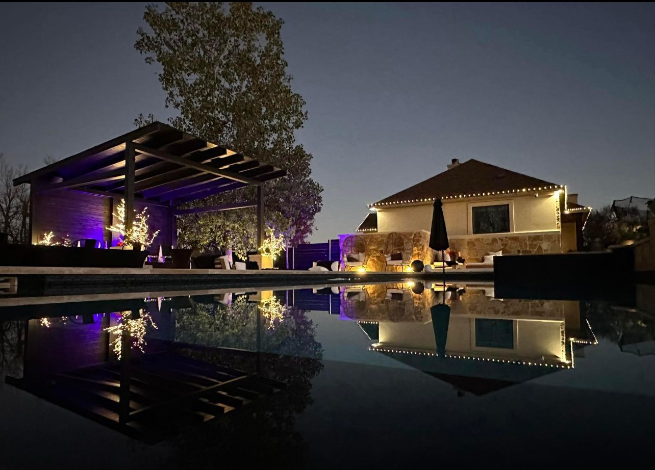 Lazy River Pool/Reviv Pools