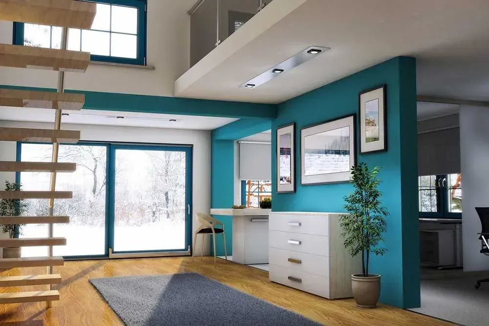 Soggiorno moderno con infissi in vetro per porta finestra