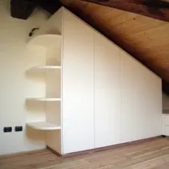 scaffale in legno