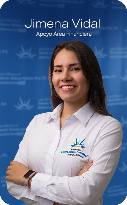 Alba Jiménez, a woman with dark hair, smiles while wearing a suit jacket. Text: Apoyo Coordinadores de Caso.