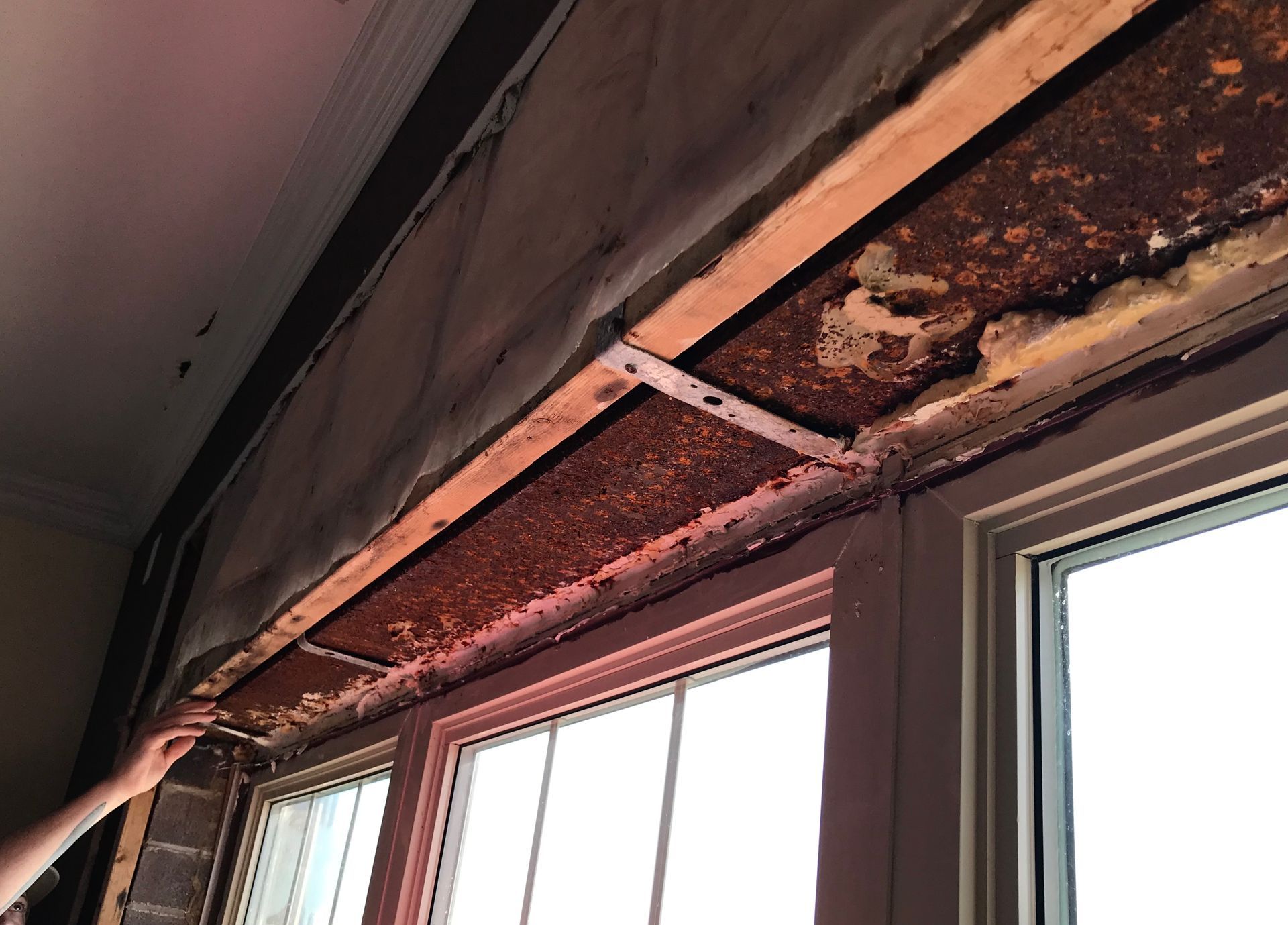 Rusted steel window lintel Wrigleyville, Chicago
