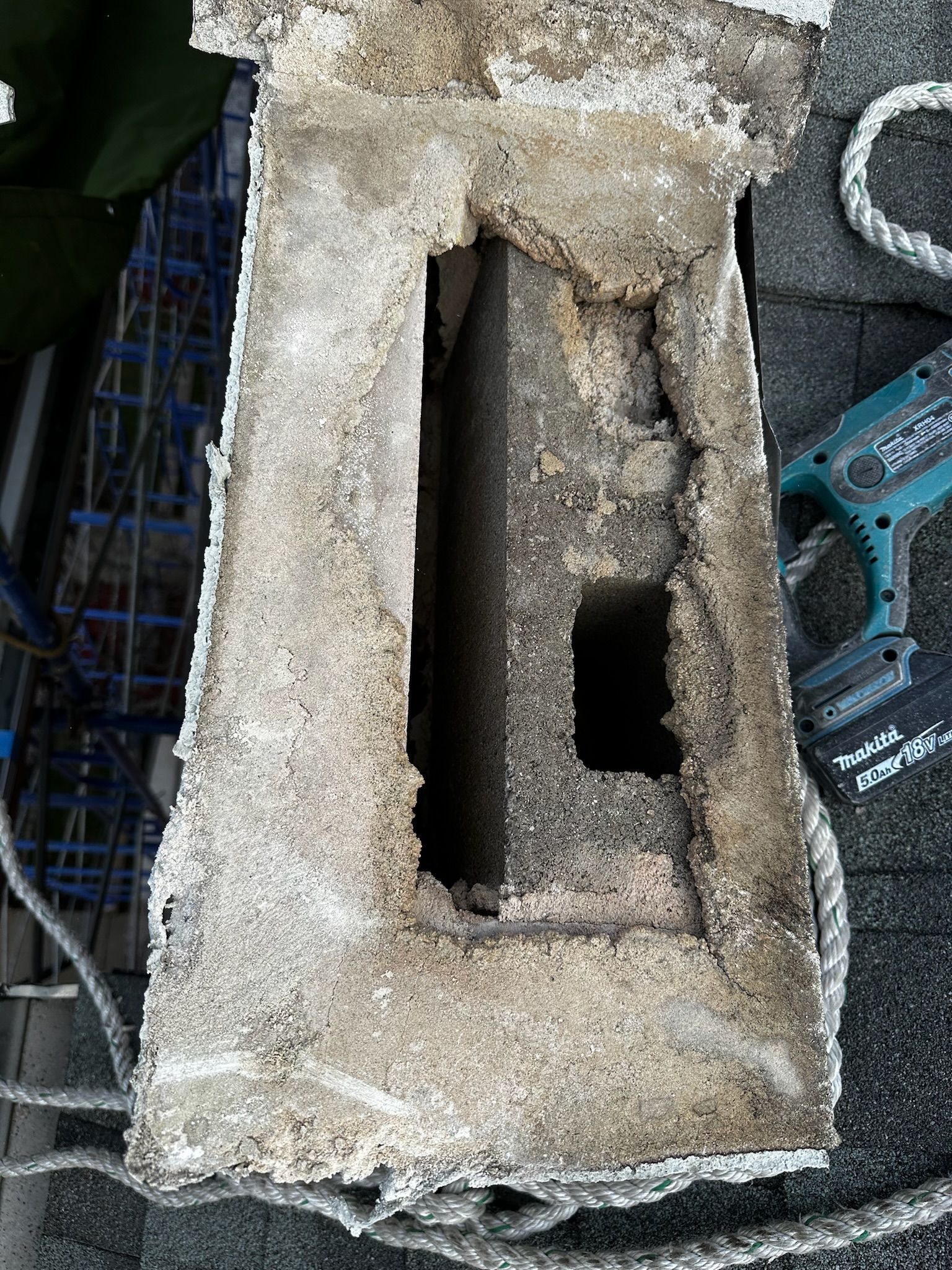Inside view of a wet and damaged parapet wall